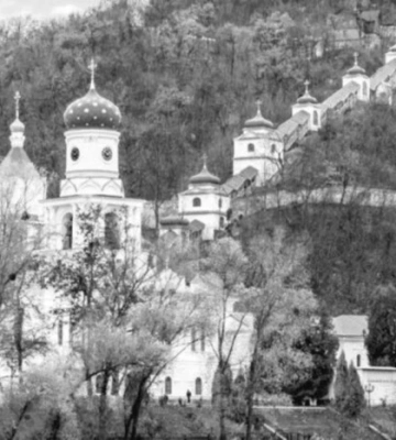 У Святогірській лаврі вбито монаха, ще двох поранено