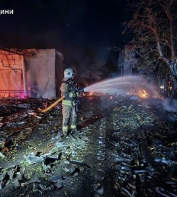 Ворог масовано атакував Одещину ракетами та дронами: під ударом склади і енергетика (оновлено). ФОТОрепортаж