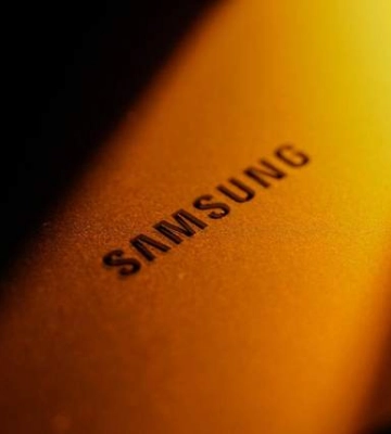 Акції Samsung впали понад ніж на 8% через розчарування інвесторів планом виплат