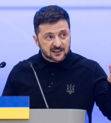 "Свого не даруємо": Зеленський жорстко відповів на вимоги віддати Донбас Росії