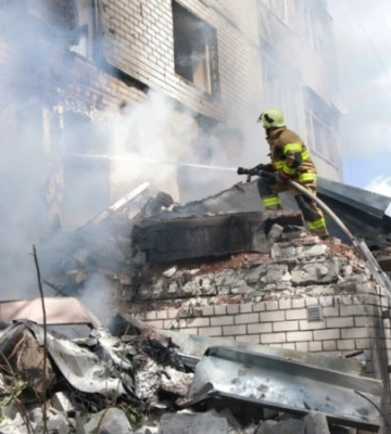 Ворог ударив по багатоповерхівці в Чернігові, постраждало 14 людей, серед них діти – влада