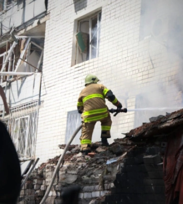 Ворог ударив по багатоповерхівці в Чернігові, постраждало 14 людей, серед них діти – влада