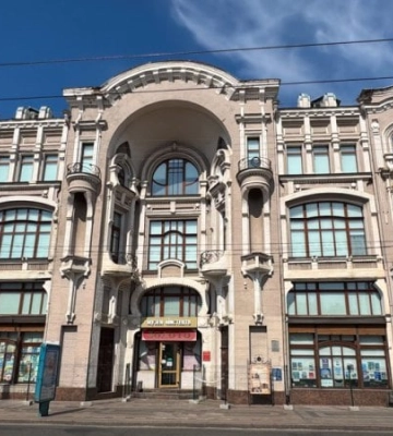 Не лише про посаду: що стоїть за конфліктом навколо Музею мистецтв у Кропивницькому
