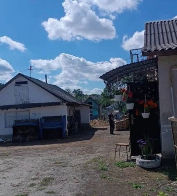 На Тернопільщині родина отруїлася засобом від гризунів: жінка померла, п’ятеро людей у лікарні