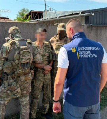 20 тисяч доларів за фіктивний УБД: шахрай у військовій формі обіцяв "відмазати" від мобілізації