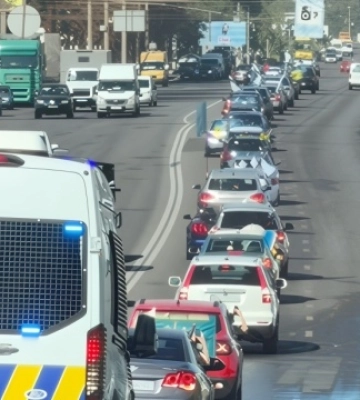 У Полтаві до Дня Незалежності влаштували автопробіг
