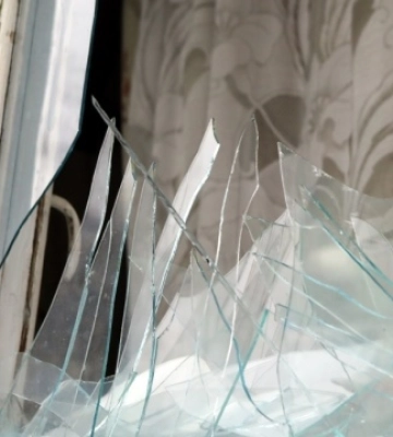 На Херсонщині за добу через ворожі атаки двоє людей загинули і 23 поранені