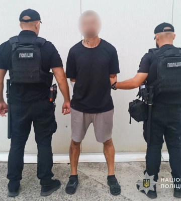 У Сумах 17-річного хлопця кілька разів вдарили ножем - поліція швидко знайшла зловмисника