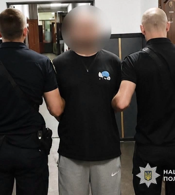 У Дніпрі поліцейські повідомили про підозру чоловіку, який серйозно травмував людину