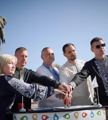 «Ми чекаємо!»: у Рівному відбулося спецпогашення поштового випуску про військовополонених