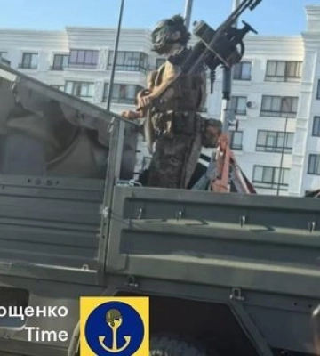 Росіяни третю добу перекидають військові вантажівки з Маріуполя у напрямку Гуляйполя, - Андрющенко. ВІДЕО+ФОТОрепортаж