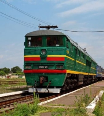 Ворожий БпЛА атакував приміський потяг Миколаїв — Долинська