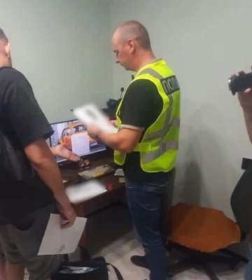 Продавали дівчат у секс-рабство до Азії: на Київщині викрито канал торгівлі людьми