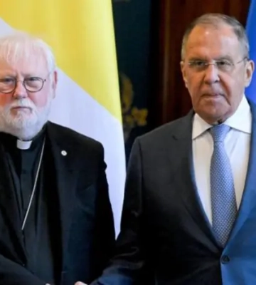 Головний дипломат Ватикану провів переговори з Лавровим про війну в Україні