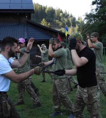 Від практичної підготовки до сходження на Парашку: як на Львівщині минув третій вишкіл імені Тараса Бобанича