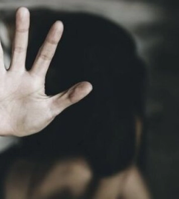 У Києві чоловіка обвинувачують у сексуальному насильстві над 5 племінниками віком від 2 до 8 років. ФОТО