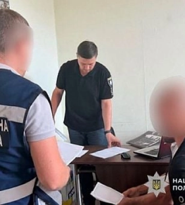 Стало зле за кермом: у Кривому Розі патрульні та небайдужі допомагали чоловіку