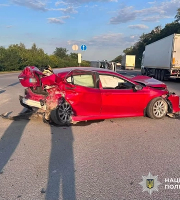 Розслідування ДТП із пораненим на трасі Київ - Чоп розпочала поліція Житомирщини. ФОТО