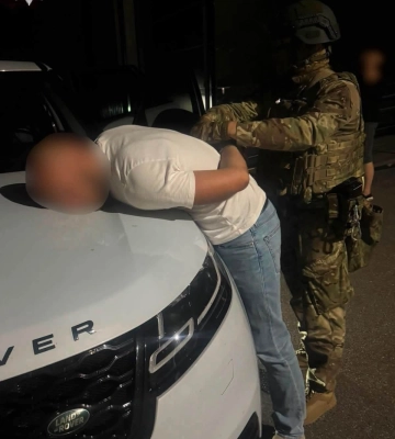 На Київщині викрито злочинців, які оманою вербували жінок для подальшої сексуальної експлуатації