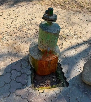 Ужгород залишився без цілющої води: у Боздоському парку раптово пересохло легендарне джерело