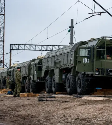 Білорусь розгорнула масштабне військове будівництво поблизу України