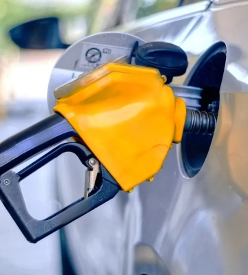 Вартість палива на АЗС: скільки коштують бензин, дизель та автогаз 26 серпня
