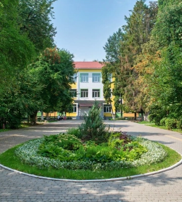 У двох школах Луцька комісія обиратиме директорів