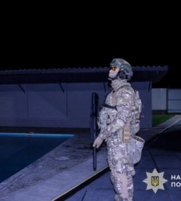 Майже 6 мільйонів гривень на «чорному» ринку: на Закарпатті викрили наркоугруповання, яке очолювали керівники охоронної фірми