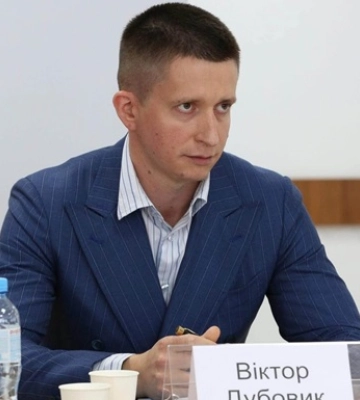 Операция Фемида: за чиновника ОП Дубовика внесли залог