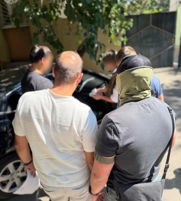 Вимагав гроші за вступ - повідомлено про підозру посадовцю одного з коледжів в Одесі