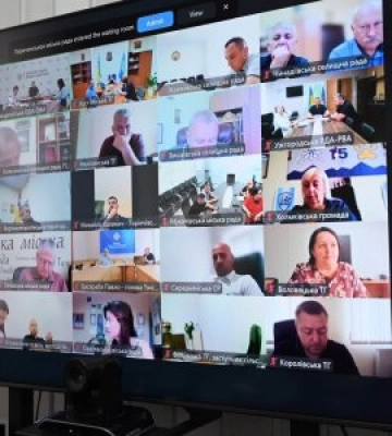 146 тисяч учнів і гарячі обіди для всіх: як Закарпаття готується до нового навчального року