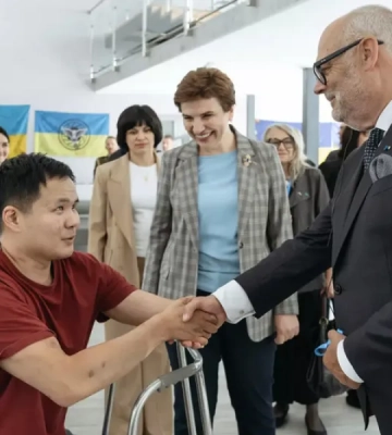 Президент Естонії відвідав реабілітаційний центр на Київщині