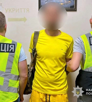 У Дніпрі затримано трьох зловмисників, які жорстоко грабували перехожих