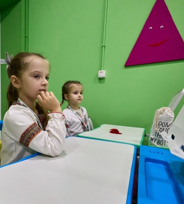 Скільки підземних шкіл потрібно Харкову, щоб повернути дітей за парти