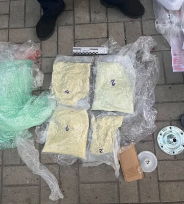 У Дніпрі поліцейські вилучили у чоловіка психотропи на суму близько ₴3 мільйонів