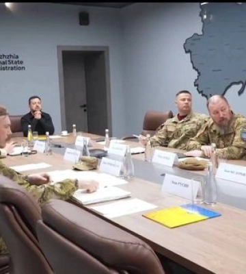 Посилення оборони Запоріжжя та Донеччини: Зеленський провів безпекову нараду з військовим командуванням