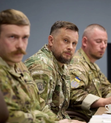Посилення позицій на Донеччині: Білецький і Прокопенко стали командувачами двох оновлених угруповань – президент