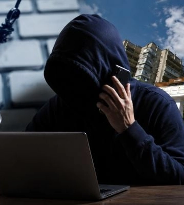 Хотели продать шины, а лишились накоплений: в Мелитополе и районе активизировались интернет-мошенники