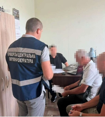 Продавал авто, которые ввозил как помощь для ВСУ: в Кривом Роге мужчине объявили о подозрении