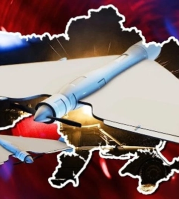 Киев с утра под страшным ударом РФ: в столице не прекращаются взрывы, город в страшных прилетах