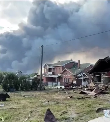 Відео: у Бориспільському районі через атаку РФ зруйновано будинки та пошкоджено авто