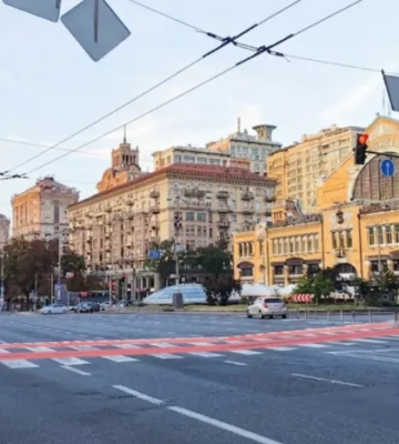 Наземні переходи замість «Метрограду»: як планується змінити схему руху на Бессарабці