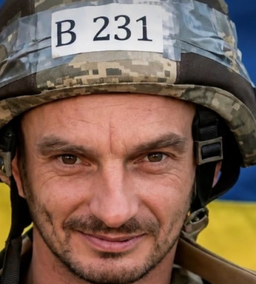 На Волині попрощаються із Героєм Віталієм Новосадом, який загинув у листопаді 2025 року