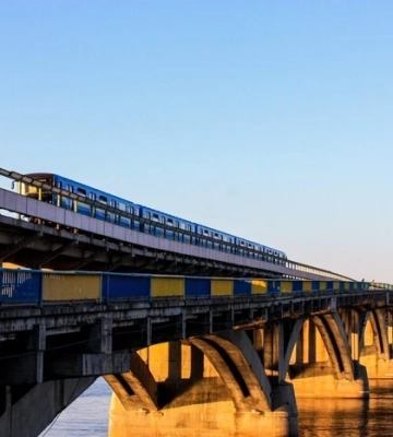 Рух мостом Метро буде частково обмежено до кінця серпня (схема)
