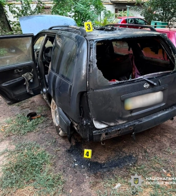 У центрі Одеси затримали чоловіка за підпал автомобіля
