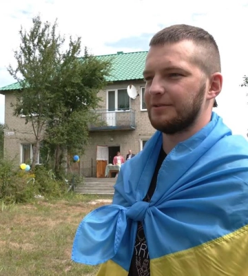 1524 дні пекла: у Семидубській громаді зустріли нацгвардійця Олександра Курча, який повернувся з російського полону (ВІДЕО)