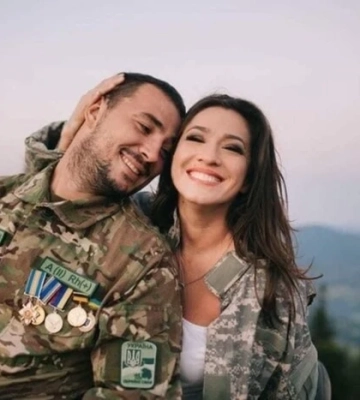 «Мій другий день народження». Чоловік Наталки Карпи розповів про складне поранення на фронті