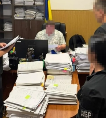 Судья из Киевской области получил 2,5 тыс. долларов за фиктивную отсрочку от мобилизации