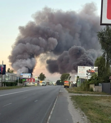 росіяни повторно вдарили по "Новій пошті" на Київщині під час ліквідації наслідків першого удару