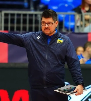 Тренер жіночої збірної України з волейболу прокоментував виліт команди з Євро-2026